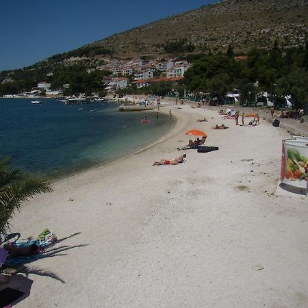 Stari Dvori Appartement Trogir Kamer foto