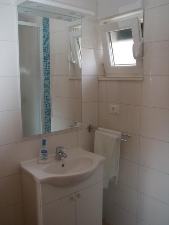 Stari Dvori Appartement Trogir Kamer foto