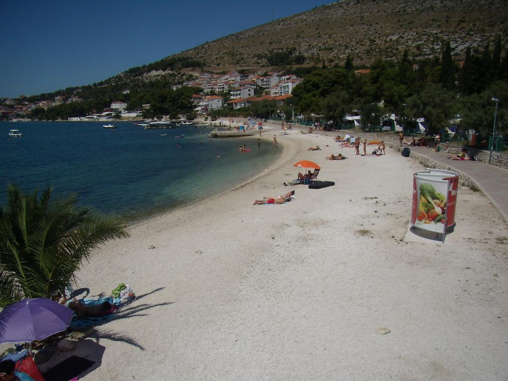 Stari Dvori Appartement Trogir Kamer foto